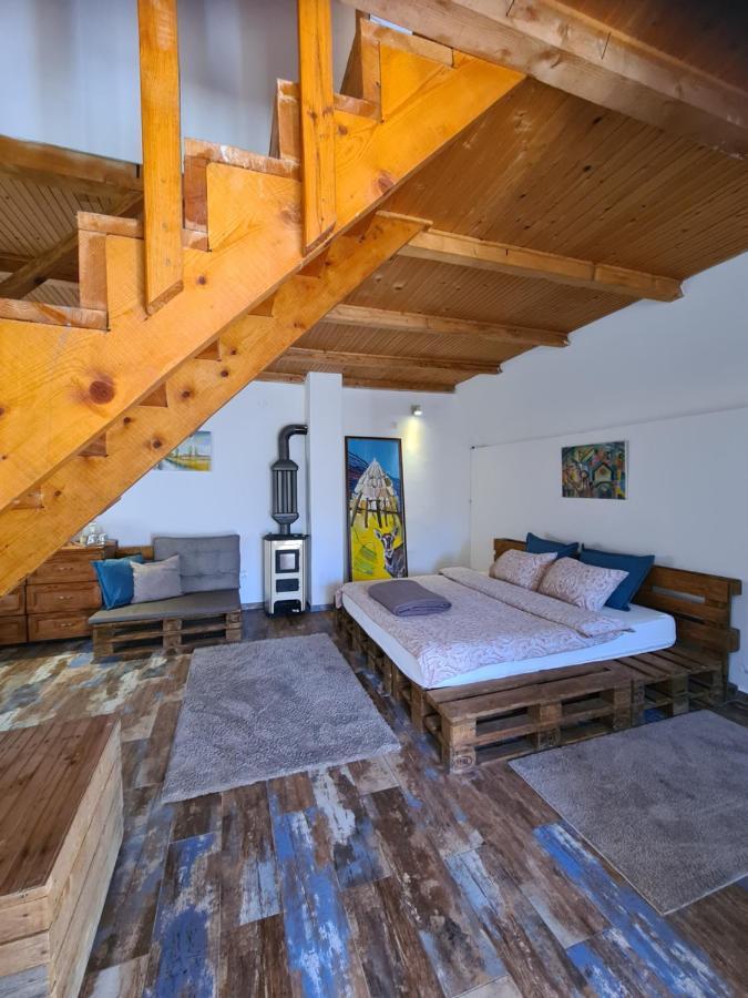 Eco Village Nevidio Poscenje Cameră foto