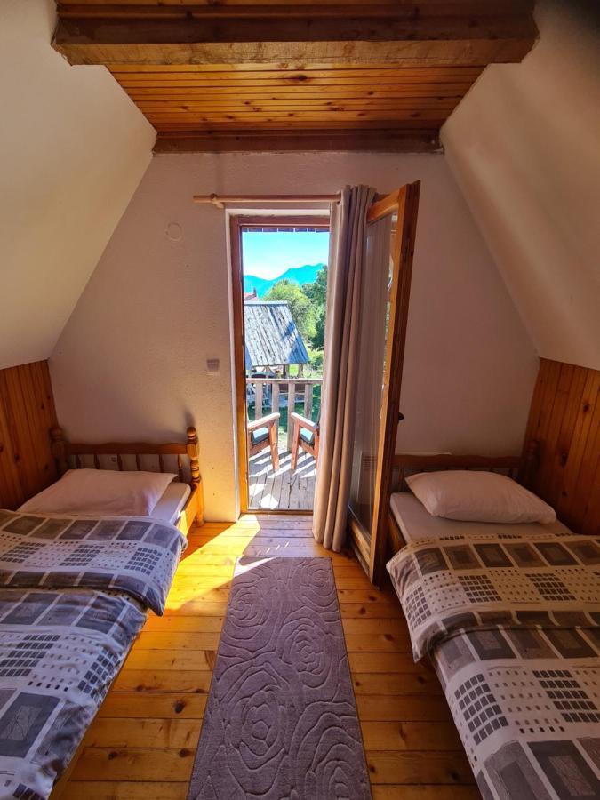 Eco Village Nevidio Poscenje Cameră foto