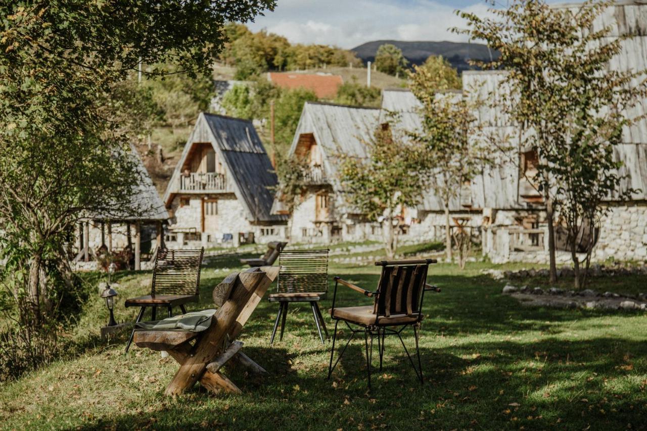 Eco Village Nevidio Poscenje Exterior foto